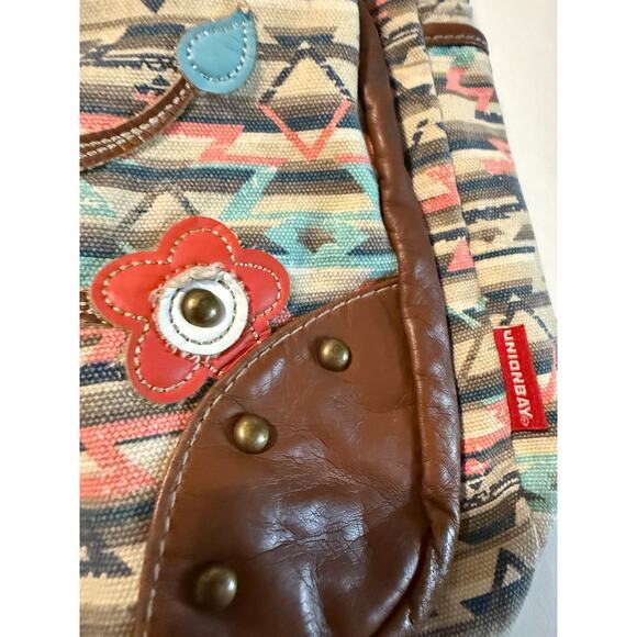 Union Bay Owl Slouchy Travel Backpack Multicolored Aztec Boho - Picture 3 of 4